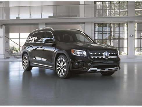 Certified 2022 Mercedes-Benz GLB 250 w/ Premium Package Lite image 11