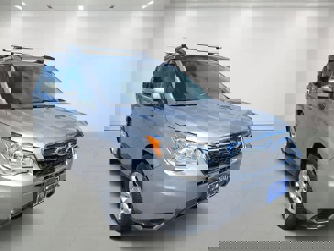 Used 2016 Subaru Forester 2.5i Premium image 2