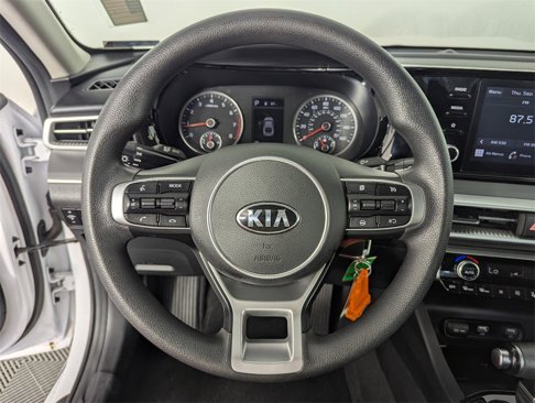 Used 2021 Kia K5 LX image 24