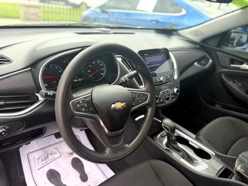 Used 2021 Chevrolet Malibu LT image 13