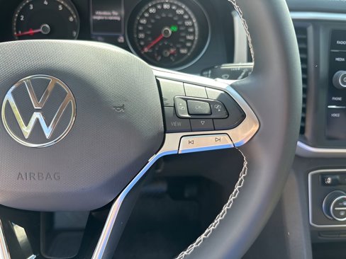 Used 2021 Volkswagen Atlas SE image 31