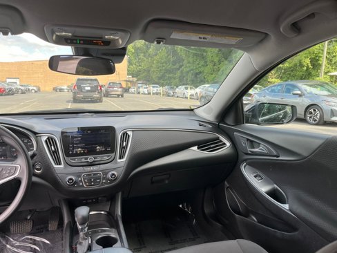 Used 2024 Chevrolet Malibu LT image 31