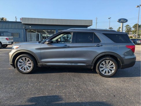 Certified 2022 Ford Explorer Limited w/ Equipment Group 301A image 12