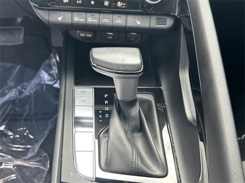 Certified 2023 Hyundai Elantra SEL w/ Convenience Package image 19