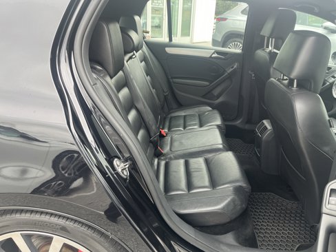 Used 2012 Volkswagen GTI 4-Door image 28