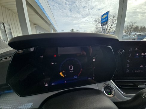 New 2025 Chevrolet Trax LT w/ LT Convenience Package image 12