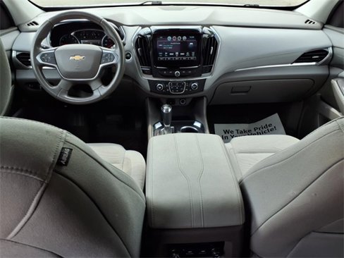 Used 2018 Chevrolet Traverse LT image 12