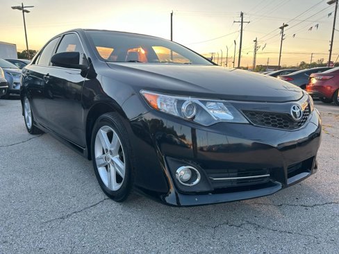 Used 2012 Toyota Camry SE image 7