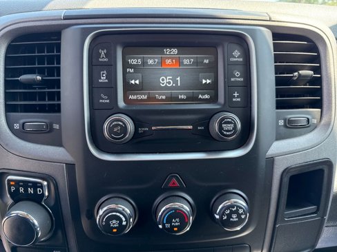 Used 2018 RAM 1500 Express image 27