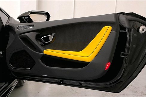 Used 2022 Lamborghini Huracan EVO image 26