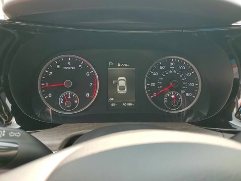 Used 2023 Kia K5 EX image 16
