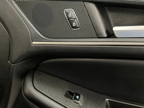 Used 2024 Ford Edge SEL image 26