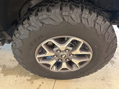 Used 2024 Ford Bronco Badlands image 11