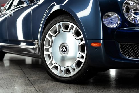 Used 2011 Bentley Mulsanne image 12