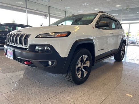 Used 2014 Jeep Cherokee Trailhawk w/ Comfort/Convenience Group image 17