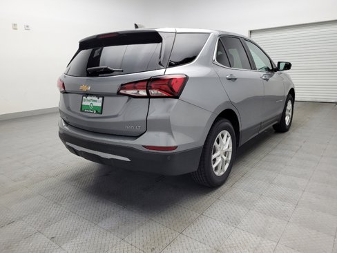 Used 2023 Chevrolet Equinox LT w/ Driver Convenience Package image 9