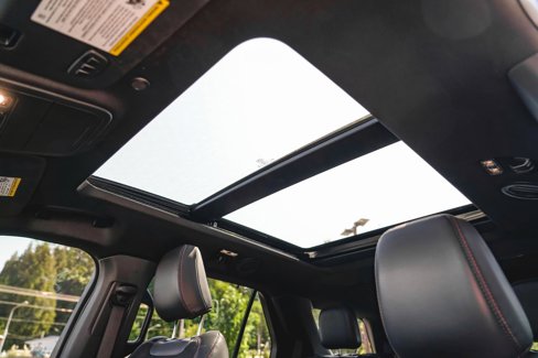 Used 2025 Ford Explorer ST image 20