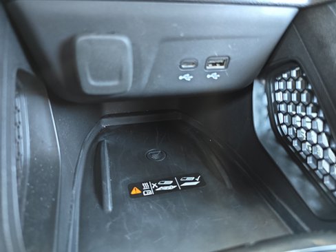 Used 2025 Chevrolet TrailBlazer RS w/ Convenience Package image 34