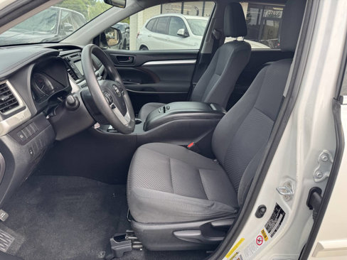 Used 2018 Toyota Highlander Plus image 9