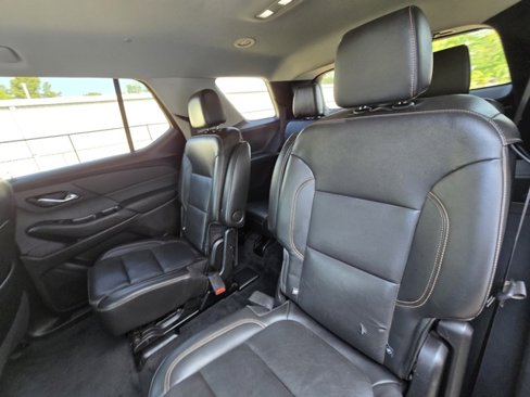 Used 2021 Chevrolet Traverse Premier image 14