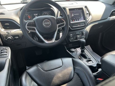 Used 2022 Jeep Cherokee Latitude image 9
