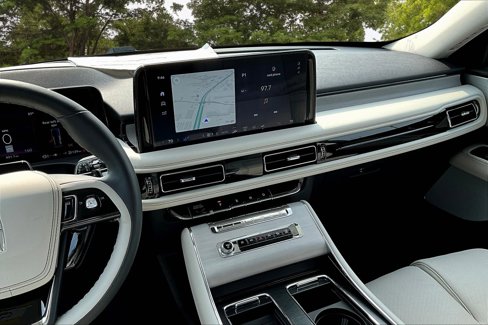 New 2025 Lincoln Aviator Reserve w/ Equipment Group 201A image 7