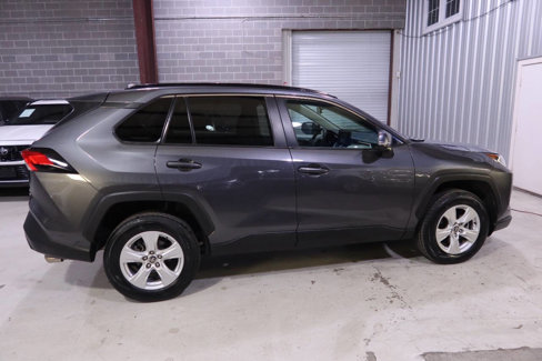 Used 2021 Toyota RAV4 XLE image 5