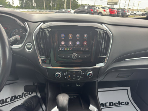 Used 2022 Chevrolet Traverse LT image 12