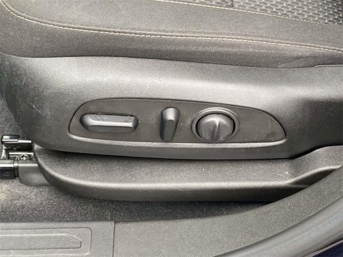 Used 2022 GMC Acadia SLE w/ Driver Convenience Package image 15
