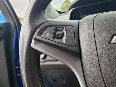 Used 2016 Chevrolet Trax LT w/ LT Convenience Package image 21