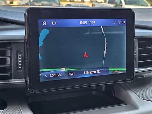 Used 2022 Ford Explorer XLT w/ Equipment Group 202A image 28