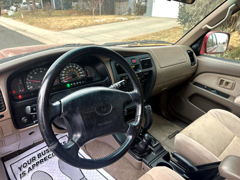 Used 2002 Toyota 4Runner SR5 image 11