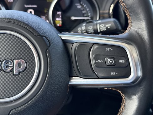 Used 2021 Jeep Wrangler Unlimited Sahara image 15
