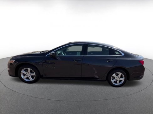 Used 2023 Chevrolet Malibu LT w/ Driver Confidence Package image 9