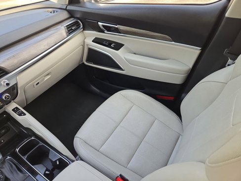 Used 2020 Kia Telluride EX image 19