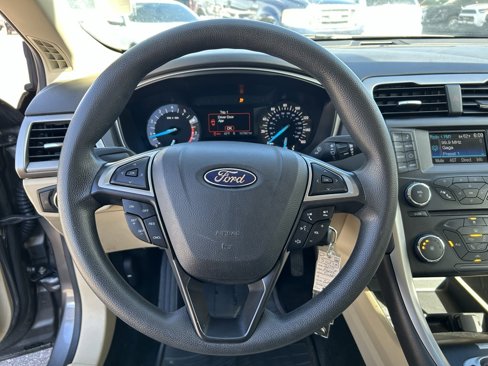 Used 2014 Ford Fusion SE image 11