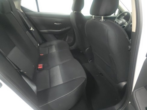 Used 2023 Nissan Sentra SV image 6