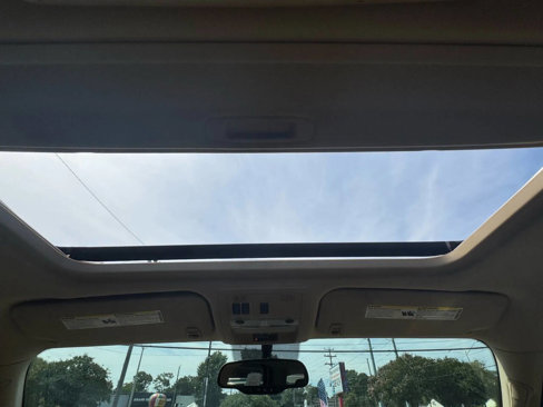 Used 2011 Chevrolet Tahoe LTZ image 33