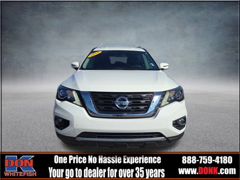 Used 2018 Nissan Pathfinder SV image 3
