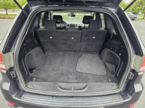 Used 2013 Jeep Grand Cherokee Laredo w/ Laredo E Group image 23