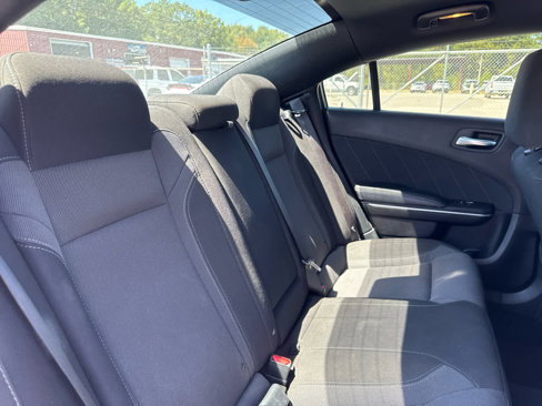Used 2022 Dodge Charger SXT image 16