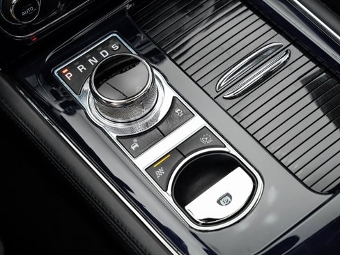 Used 2012 Jaguar XJ L image 20