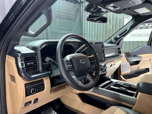 Used 2025 Ford F450 Lariat w/ FX4 Off-Road Package image 18