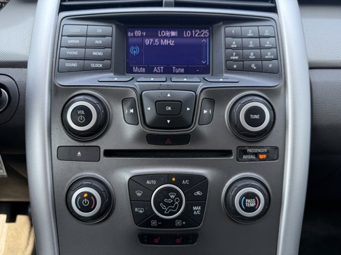 Used 2013 Ford Edge SEL image 30