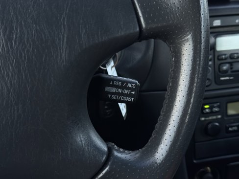Used 2002 Toyota Solara SE image 21
