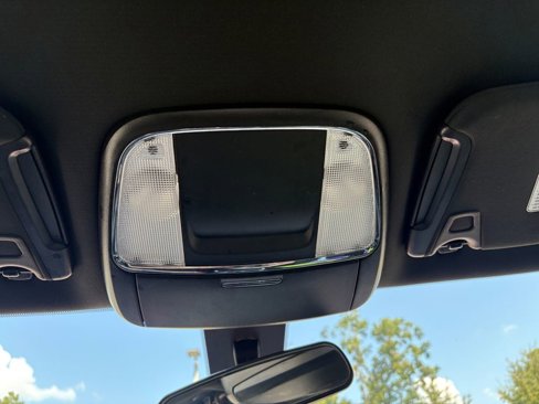 Used 2023 Dodge Charger SXT image 9