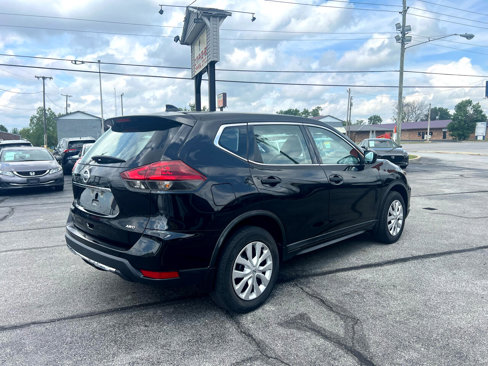 Used 2018 Nissan Rogue S image 6