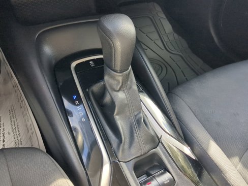 Used 2021 Toyota Corolla LE image 52