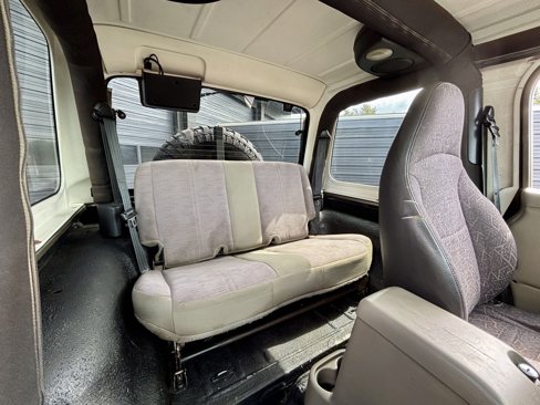 Used 2004 Jeep Wrangler Rubicon image 12