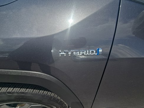 Used 2019 Toyota RAV4 Limited image 9